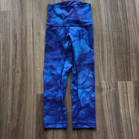 Lululemon Wunder Under - Picture 2 of 5